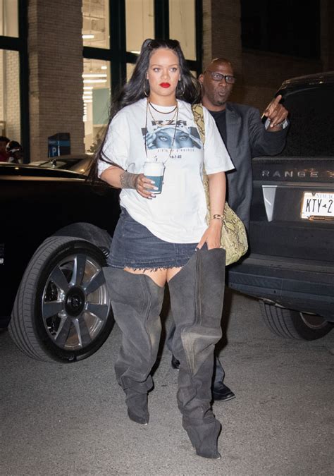 rihanna thick legs|Rihanna Wears Minidress and Ripped Tights on Date With A$AP。